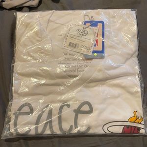 Peace Love World Tee of the Miami Heat